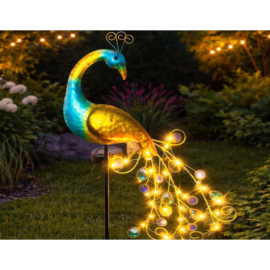 Solar Gartenleuchte Pfau LED mit Erdspieß 110 cm – warmweiße Solarlampe Gartendeko aus Metall – Bild 3